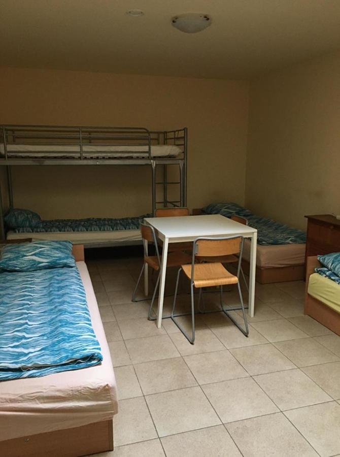 Noclegi Pracownicze Zielonka  Zewnętrze zdjęcie